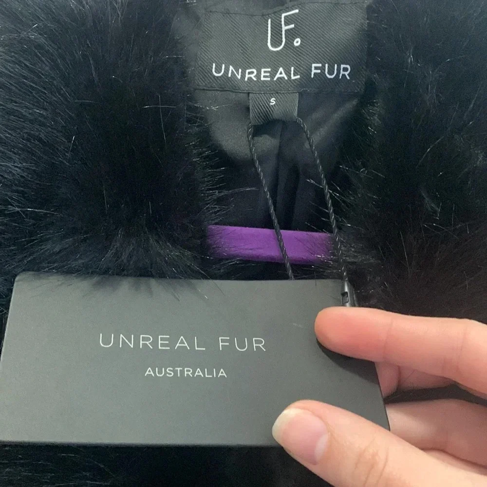 Unreal Fur Floral Jacket with Black Fur Collar - Picture 6 of 10